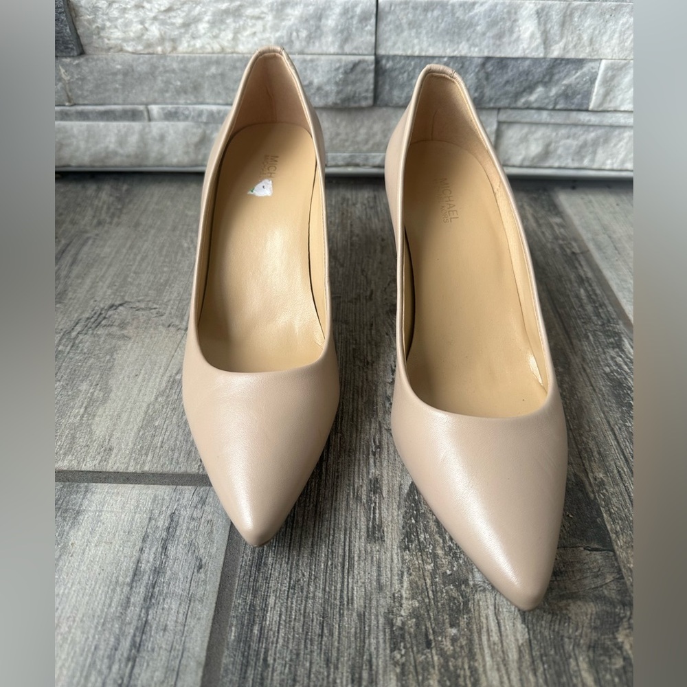 New Michael Kors Alina Flex Pump Neutral Heel- size 8 - Picture 5 of 14